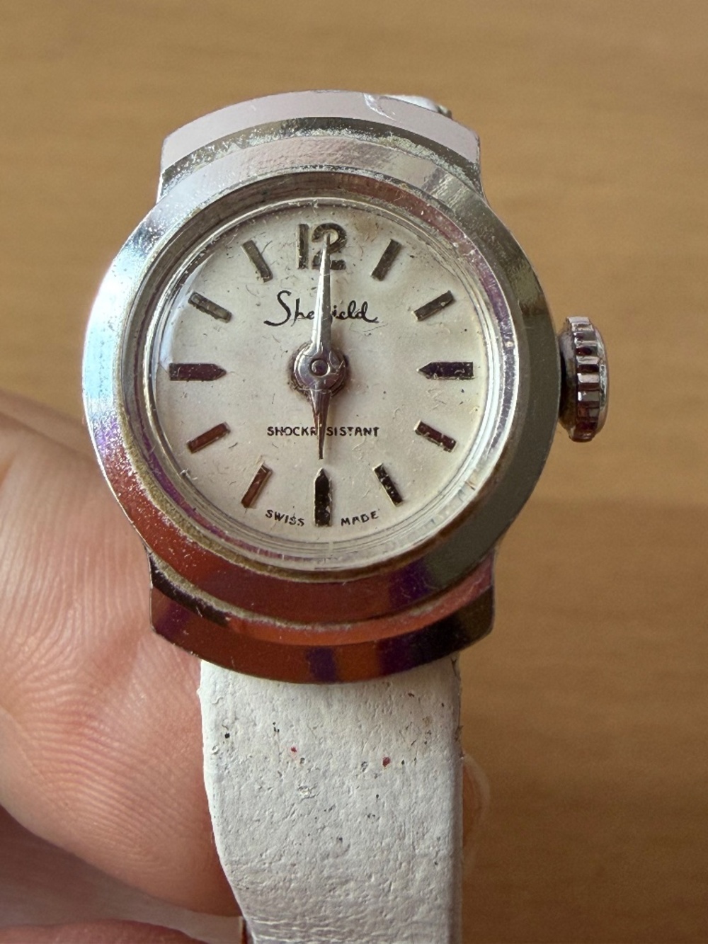 VINTAGE SHEFFIELD LADIES MECHANICAL HAND-WIND SILVERTONE WATCH NOT WORKING AS IS